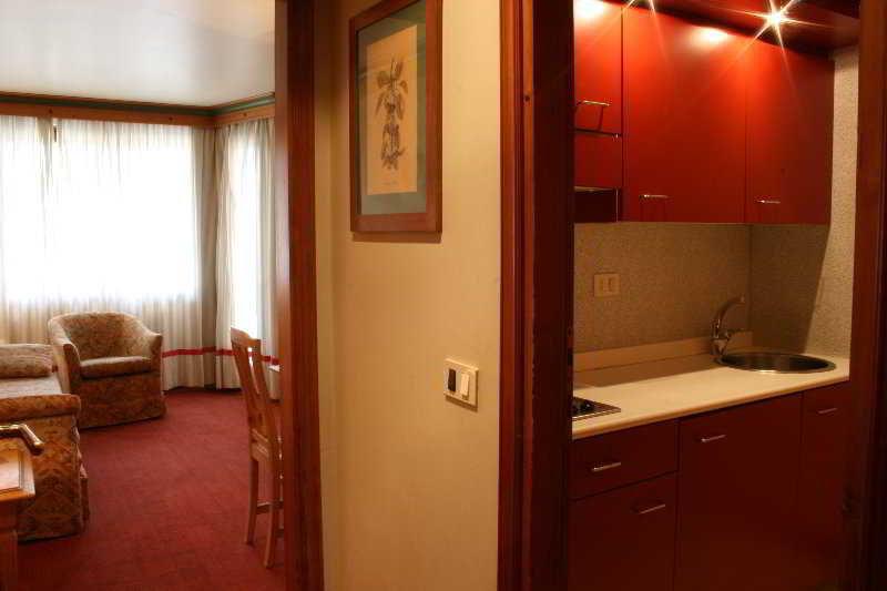 Rta Hotel Catturani Madonna Zewnętrze zdjęcie